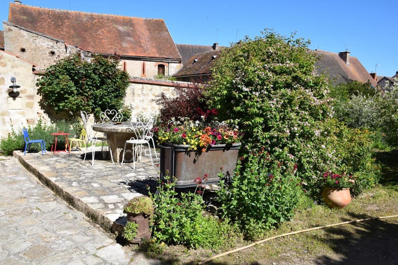 Le Gite Clos Monade Souvigny Exterior foto